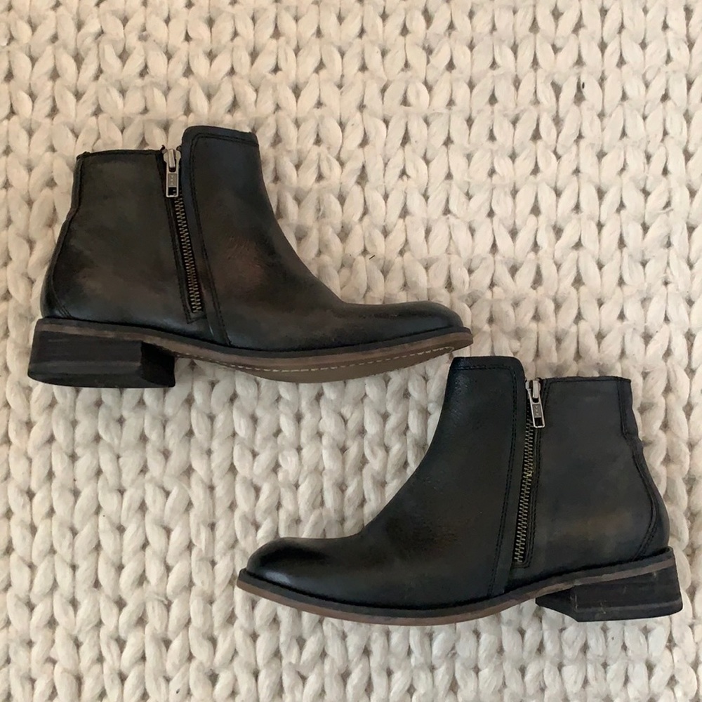 treasure and bond booties